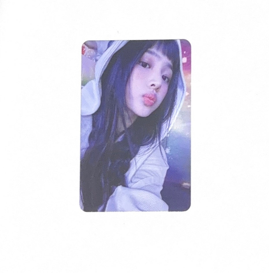 Minji - SUPERNATURAL Weverse Vers. Photocard