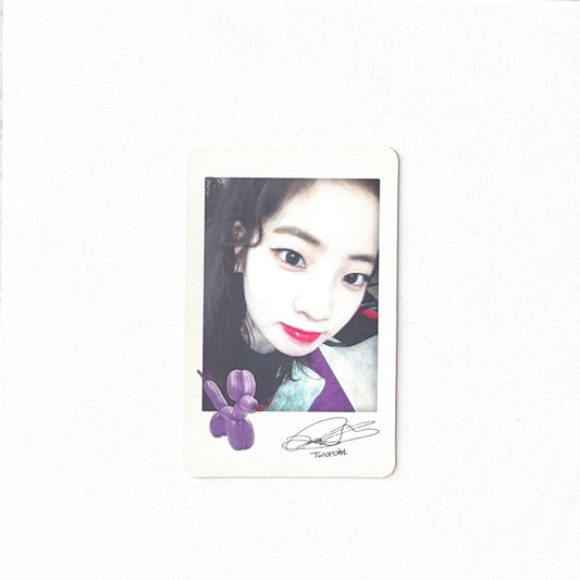 Dahyun (TWICE) - 1st Album Twicetagram LIKEY - Type-C - Photocard