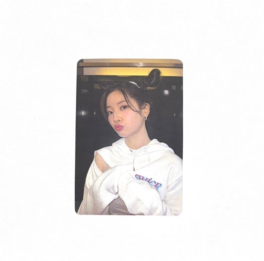 Dahyun (TWICE) - 2023 Twice Fanmeeting - Photocard