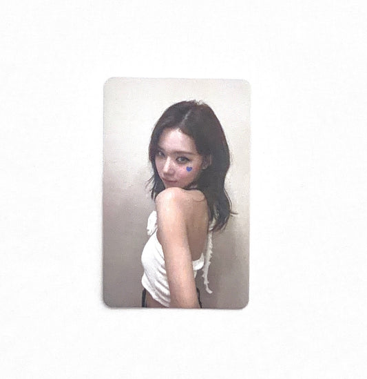 Winter (aespa) - Call Me Winter/All For Winter - Pink with Blue Heart - Photocard