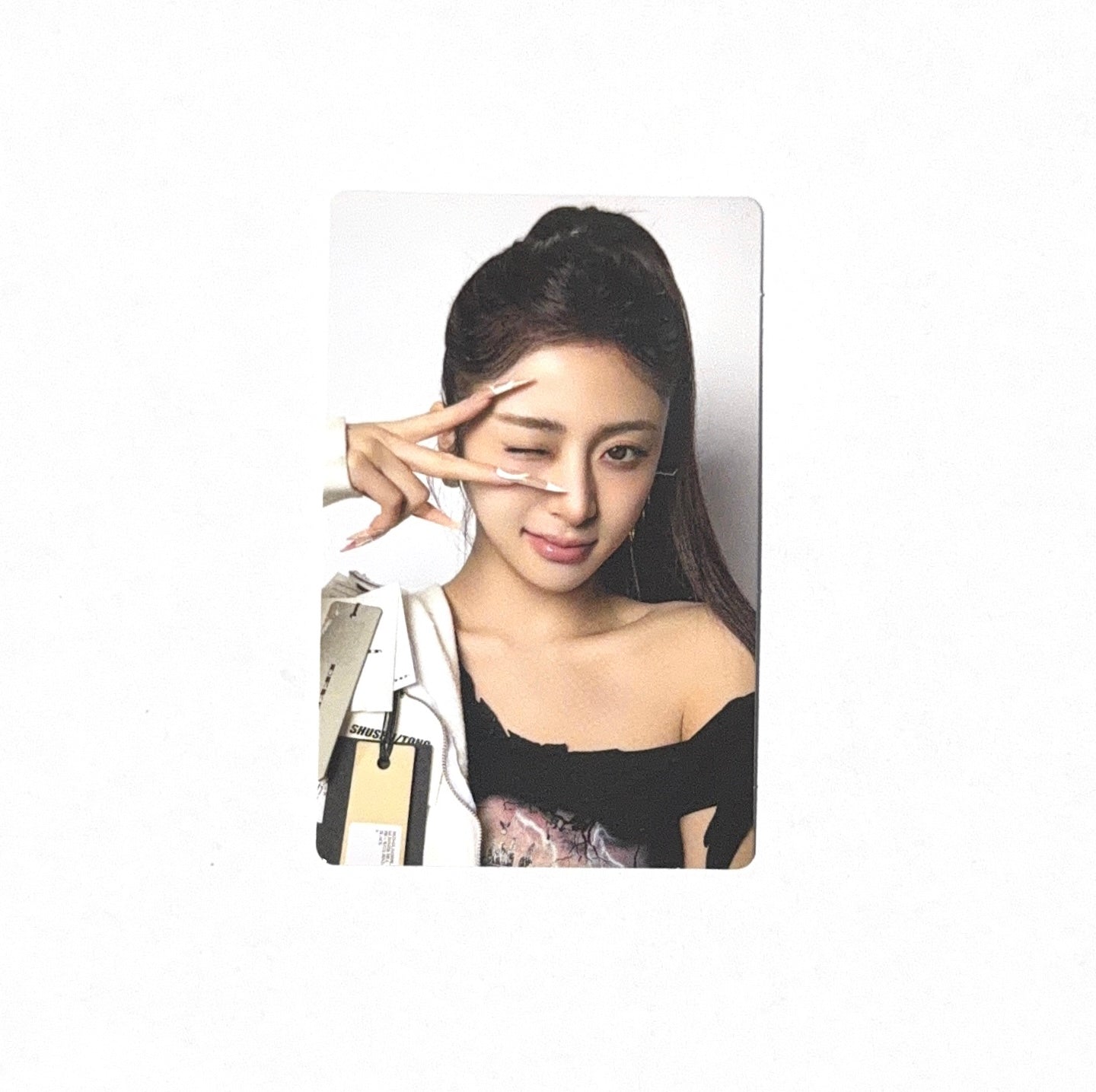HUH YUNJIN (LE SSERAFIM) - 2026 PUREFLOW - Photocard