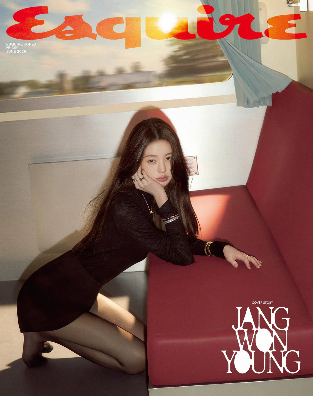 Pre-Order - Esquire - 2026, June - Cover: IVE - JANG WON YOUNG Vers. C