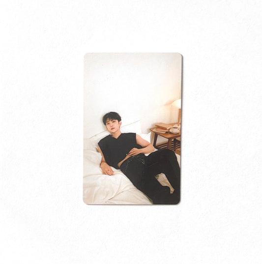 Joshua (SEVENTEEN) - Attacca 9th Mini Carat Version - Photocard (Ver. D-E)