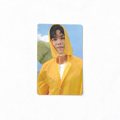 Vernon (SEVENTEEN) - Seventeenth Heaven 11th Mini Album - Photocard (Ver. A-E)