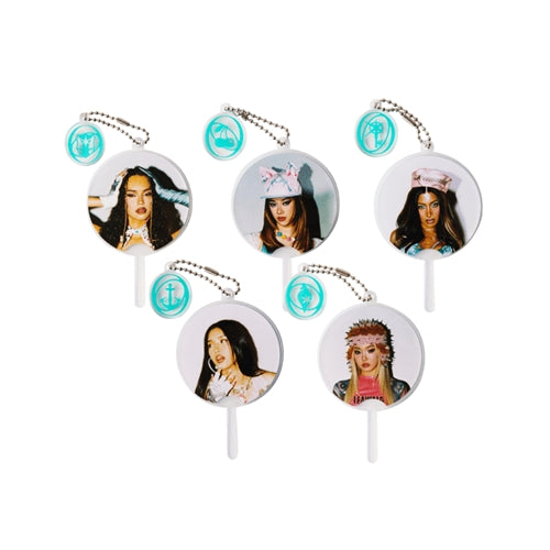 Pre-Order - KATSEYE - WILD POP-UP in Seoul MD - Random Mini Image Picket