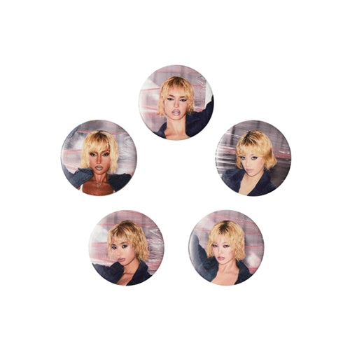 Pre-Order - KATSEYE - WILD POP-UP in Seoul MD - Random Photo Pin Badge